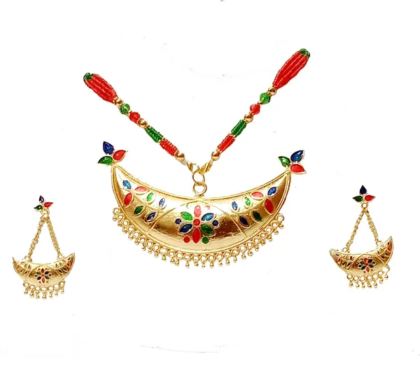 Assamese_Traditional_Gold_Plated_Multi_Colour_Joonbiri_Tassel_Jewellery_Set_For_Women